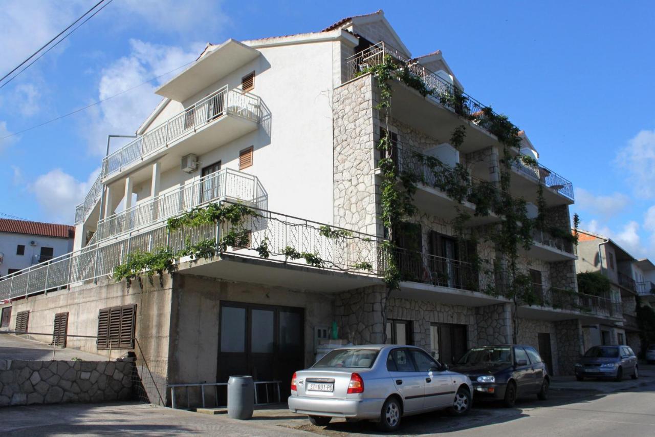 Apartments With A Parking Space Jelsa, Hvar - 8765 Елса Экстерьер фото