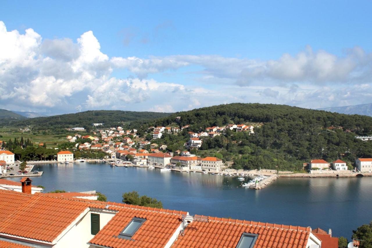 Apartments With A Parking Space Jelsa, Hvar - 8765 Елса Экстерьер фото